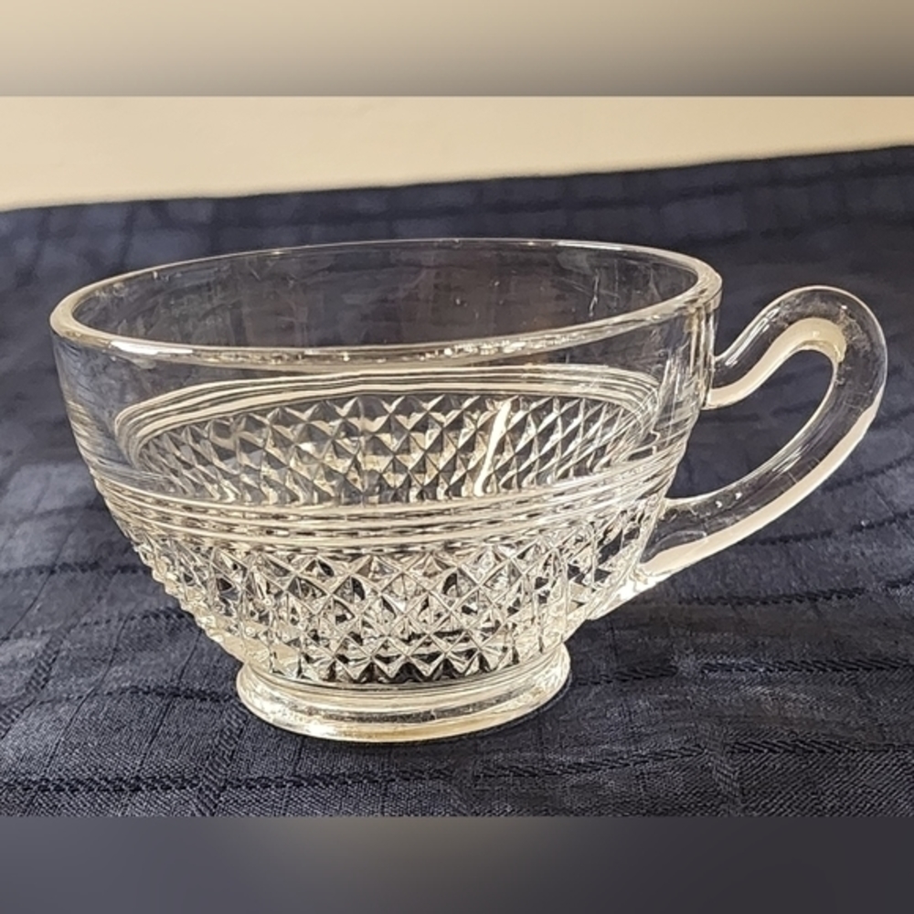 Vintage Diamond Shaped Clear Cut Glass Coffee/Tea Cup